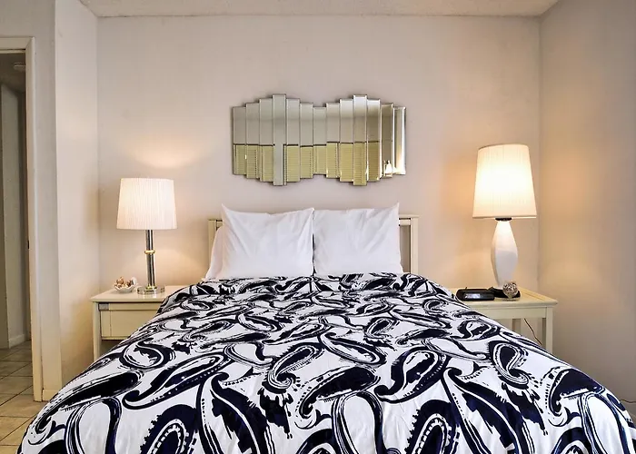 440 West 1604n Clearwater Beach